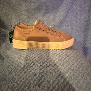 Bobs by skechers women’s Tan Vegan Sneakers